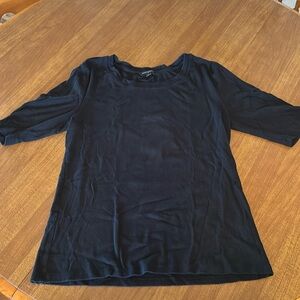 Black ribbed elbow tee